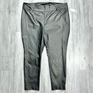 Bar III Women's 3X Plus Size NWT Black Leather Pull On Pants Leggings